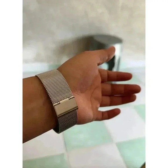 Sleek Milanese Mesh Band - Picture 3 of 4